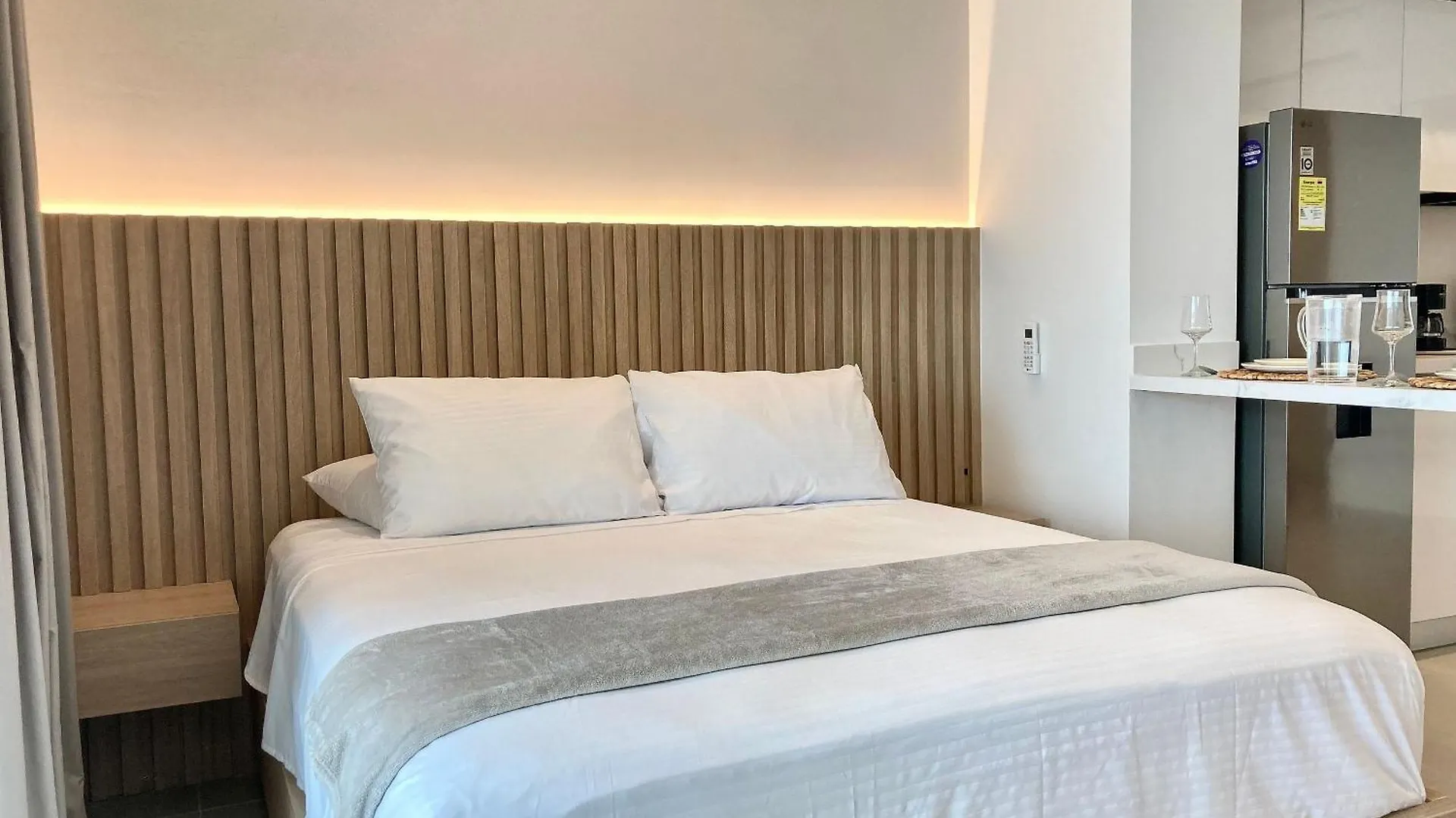 Cb1607 Moderna Suite Vista-Mar Cerca Al Aeropuerto Cartagena Apartment